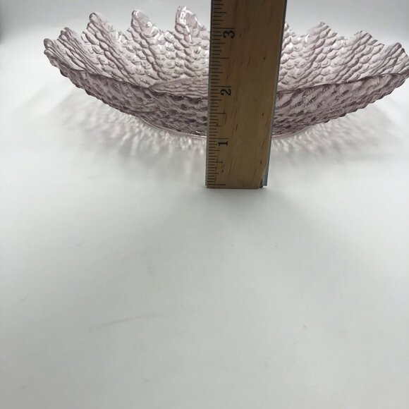 Pink Shell Shaped Appetizer Snack Bowls Set of 7 Scallop Edges 1 Big 6 Small - Picture 14 of 16